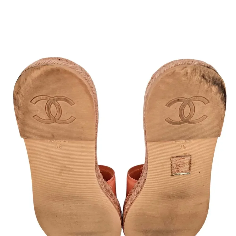 Chanel CC Logo Orange Coral Leather Flat Slide Sandal Jute Size 41 10 10.5